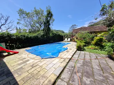 Casa com 3 Quartos à venda, 600m² no Independência, Petrópolis