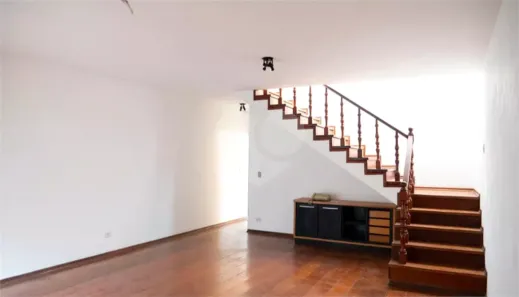 Casa com 4 Quartos à venda, 245m² no Vila Gumercindo, São Paulo