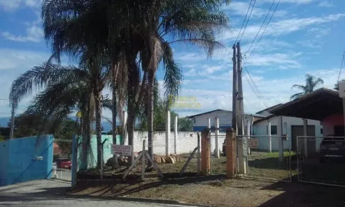 Galpão / Depósito / Armazém à venda, 700m² no Cruz, Lorena