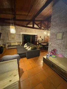 Fazenda / Sítio / Chácara com 2 Quartos para alugar, 230m² no Jd Perlamar, Araçoiaba da Serra