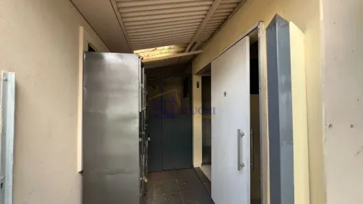 Loja / Salão / Ponto Comercial à venda, 232m² no Vila Cidade Industrial (Vila Xavier), Araraquara