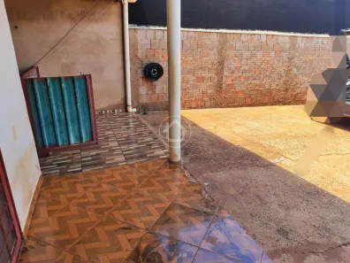 Casa com 2 Quartos à venda, 70m² no Jardim Antáres, Campo Grande