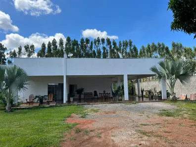 Fazenda / Sítio / Chácara com 4 Quartos à venda, 3000m² no Arapoanga, Brasília