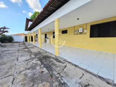 Casa com 4 Quartos à venda, 239m² no Ininga, Teresina