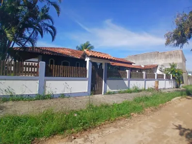 Casa com 3 Quartos à venda, 105m² no Pontinha, Araruama