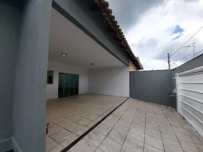 Casa com 3 Quartos à venda, 200m² no , Abadia de Goiás