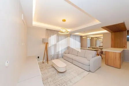 Casa de Condomínio com 3 Quartos para alugar, 172m² no Santa Felicidade, Curitiba