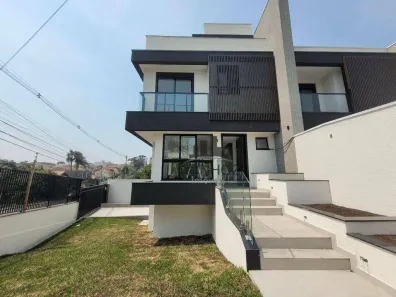 Sobrado com 3 Quartos à venda, 194m² no Ahú, Curitiba