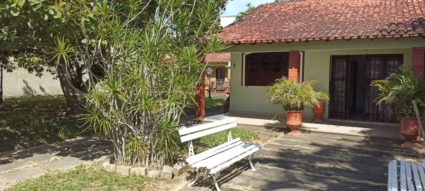 Casa com 4 Quartos para alugar, 170m² no Cidade Praiana, Rio das Ostras