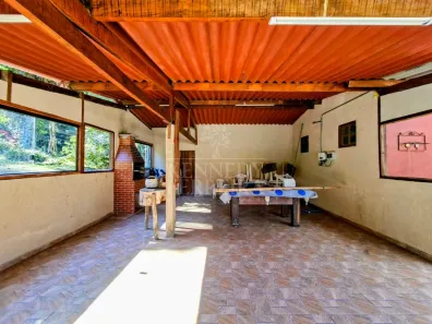 Fazenda / Sítio / Chácara com 4 Quartos à venda, 10000m² no Centro, Juquitiba