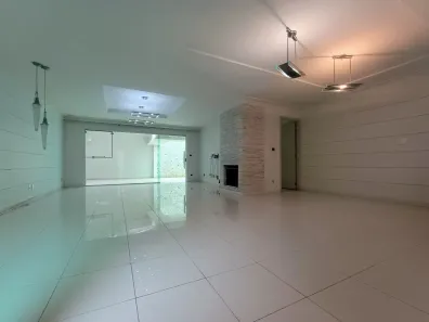 Casa de Condomínio com 4 Quartos para alugar, 310m² no Mauá, São Caetano do Sul