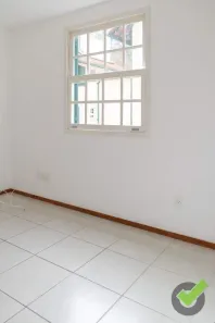 Apartamento com 2 Quartos para alugar, 75m² no Olaria, Nova Friburgo