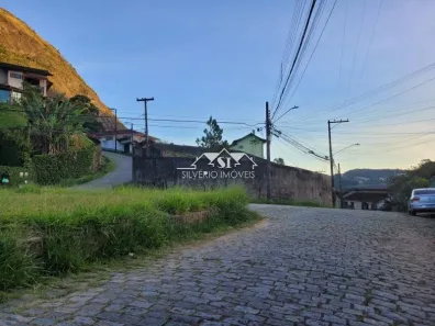 Terreno / Lote / Condomínio à venda, 830m² no Quitandinha, Petrópolis