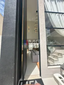 Casa de Condomínio com 3 Quartos à venda, 189m² no Condomínio Vinhas, Senador Canedo