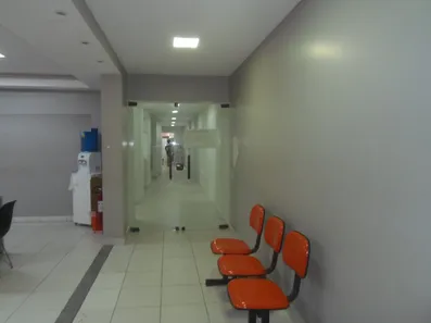 Conjunto Comercial / Sala para alugar, 275m² no Centro, Viçosa