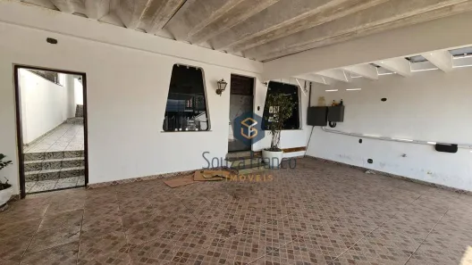 Casa Comercial com 3 Quartos para venda ou aluguel, 240m² no Lagoa Seca, Mogi das Cruzes
