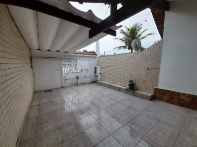 Casa de Condomínio com 2 Quartos para alugar, 70m² no Canto do Forte, Praia Grande