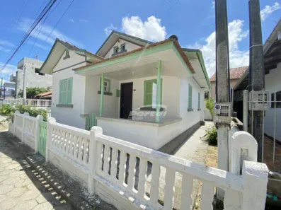 Casa Comercial com 4 Quartos para alugar, 80m² no Centro, Balneário Piçarras