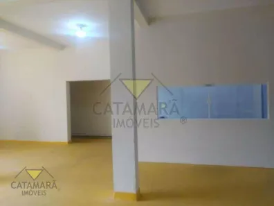 Prédio Inteiro para alugar, 220m² no Centro, Mogi das Cruzes