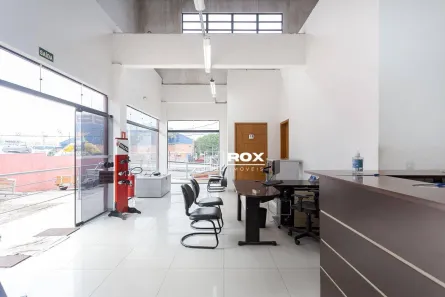 Prédio Inteiro à venda, 298m² no Boqueirão, Curitiba