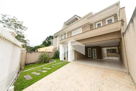 Casa com 3 Quartos para alugar, 400m² no Abranches, Curitiba