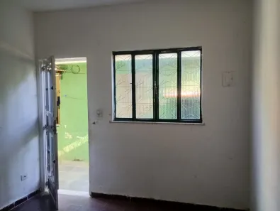 Casa de Vila com 1 Quarto para alugar, 50m² no Centro, São João de Meriti