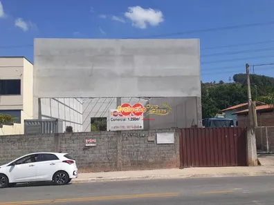 Galpão / Depósito / Armazém à venda, 600m² no Jardim das Nações, Itatiba