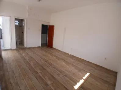 Conjunto Comercial / Sala para alugar, 40m² no Centro, Duque de Caxias