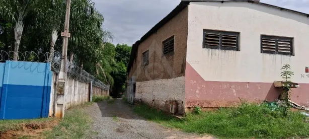Galpão / Depósito / Armazém à venda, 2139m² no Bela Vista, Paulínia