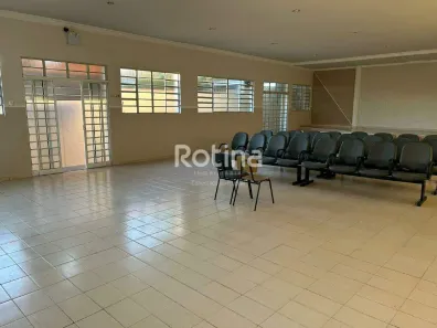Galpão / Depósito / Armazém à venda, 181m² no Planalto, Uberlândia