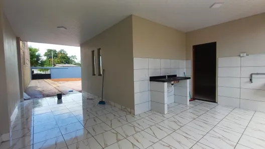 Casa com 3 Quartos para alugar, 300m² no Diamantino, Santarém