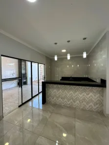 Casa de Condomínio com 3 Quartos à venda, 180m² no Residencial Condomínio Jardim Veneza, Senador Canedo