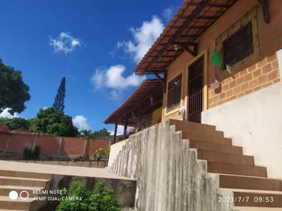 Fazenda / Sítio / Chácara com 3 Quartos à venda, 2400m² no Porta Florada, Gravatá