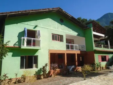 Fazenda / Sítio / Chácara com 8 Quartos à venda, 700m² no Caneca Fina, Guapimirim
