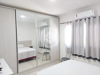 Casa com 3 Quartos à venda, 97m² no Setor Sul, Trindade