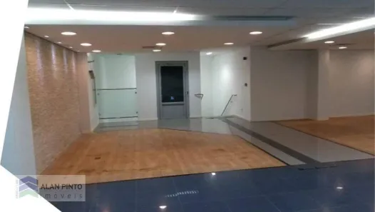 Prédio Inteiro para alugar, 2650m² no Pituba, Salvador