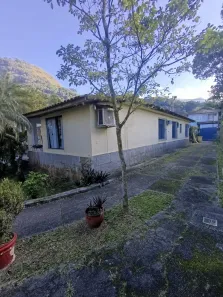 Hotel / Motel / Pousada com 20 Quartos à venda, 860m² no Centro, Guapimirim