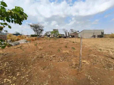 Terreno / Lote / Condomínio à venda, 300m² no portal das aguas, Hidrolândia