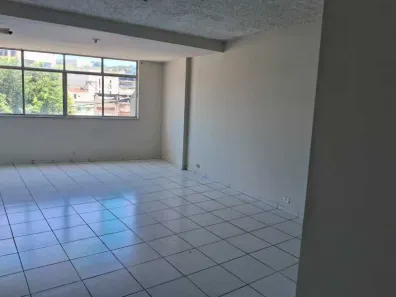 Kitnet com 1 Quarto para alugar, 20m² no Paraíso, São Gonçalo