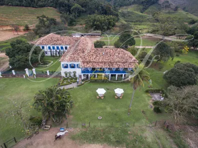 Fazenda / Sítio / Chácara com 11 Quartos à venda, 242000m² no Dorândia, Barra do Piraí
