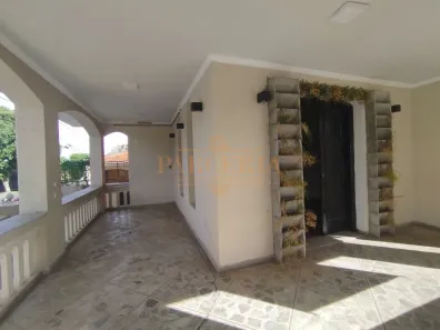 Prédio Inteiro com 4 Quartos para venda ou aluguel, 281m² no Centro, Araçatuba