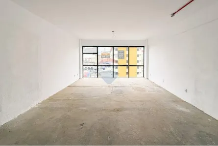 Conjunto Comercial / Sala à venda, 45m² no Centro, Canoas