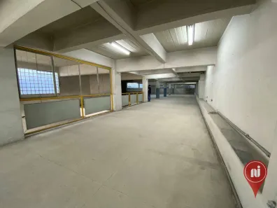 Loja / Salão / Ponto Comercial à venda, 760m² no , Betim