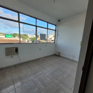 Loja / Salão / Ponto Comercial à venda, 35m² no Centro, Resende