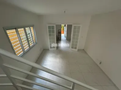 Casa com 3 Quartos para alugar, 145m² no Lar São Paulo, São Paulo