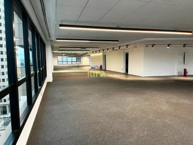 Galpão / Depósito / Armazém para alugar, 1354m² no Alphaville Industrial, Barueri