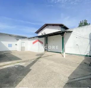 Galpão / Depósito / Armazém à venda, 448m² no Centro, Penha