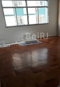 Kitnet à venda, 21m² no Centro, Petrópolis