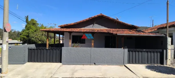 Casa com 3 Quartos para alugar, 95m² no Caeté, Caeté
