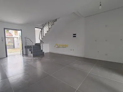 Sobrado com 3 Quartos à venda, 143m² no Igara, Canoas